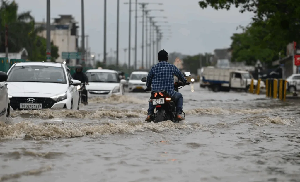 monsoon in lucknow
