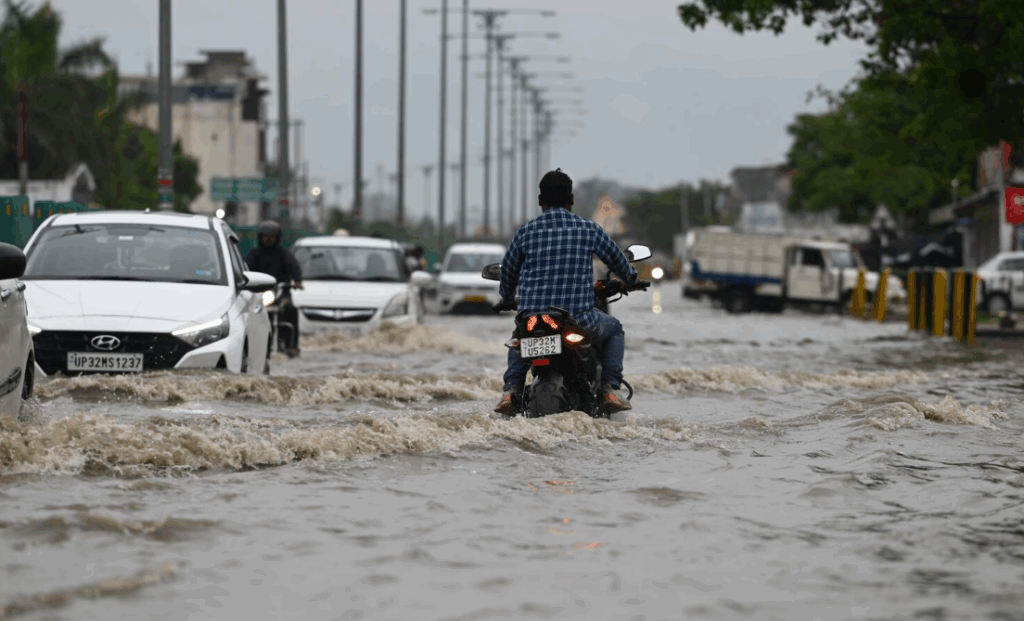 monsoon in lucknow